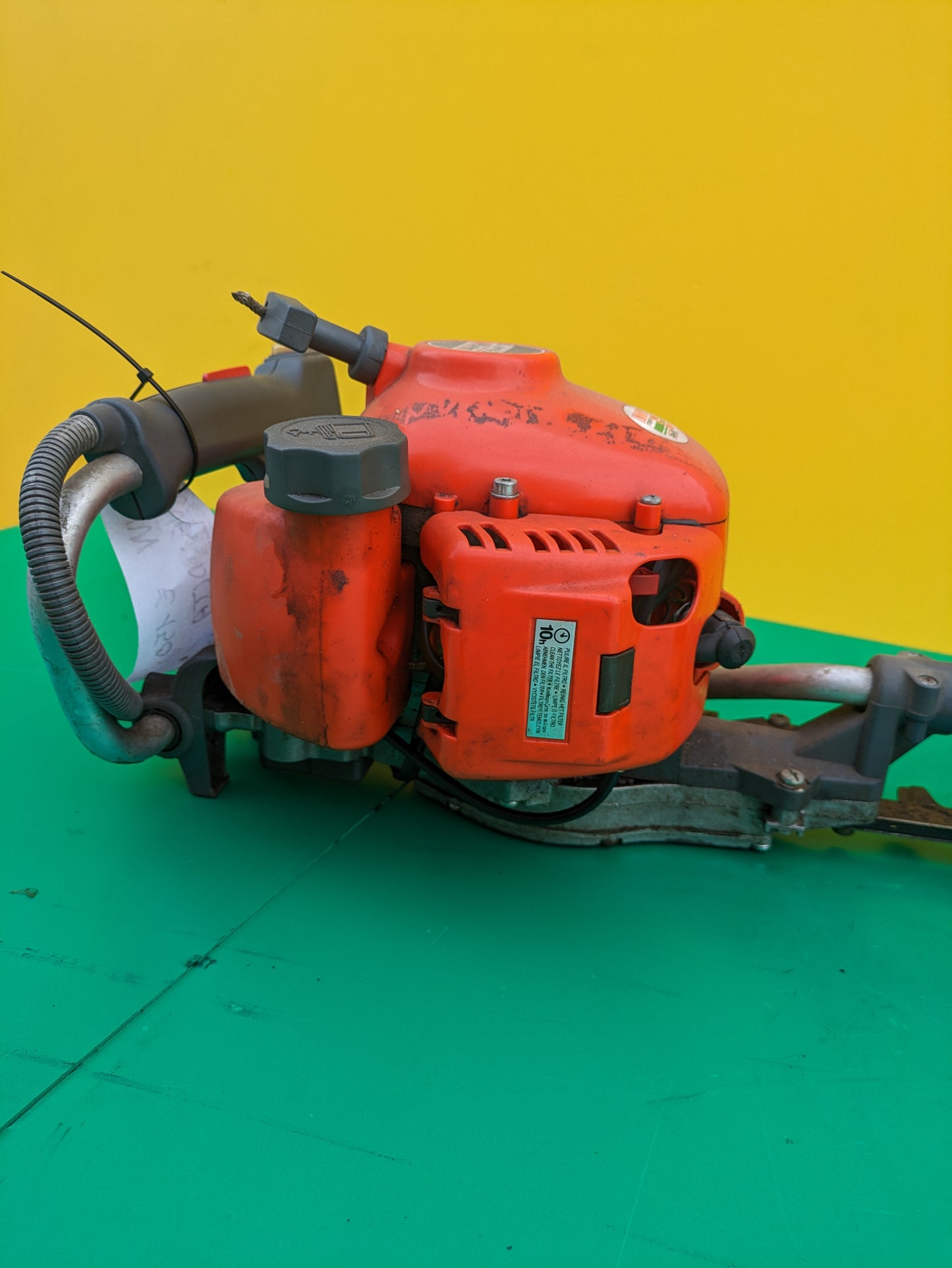 USATO Art. 78 Tagliasiepi Oleomac HT 275